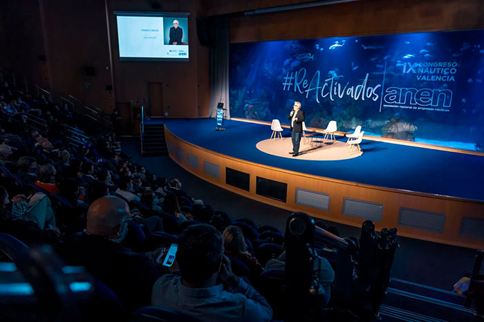 GH se námořního kongresu zúčastní.